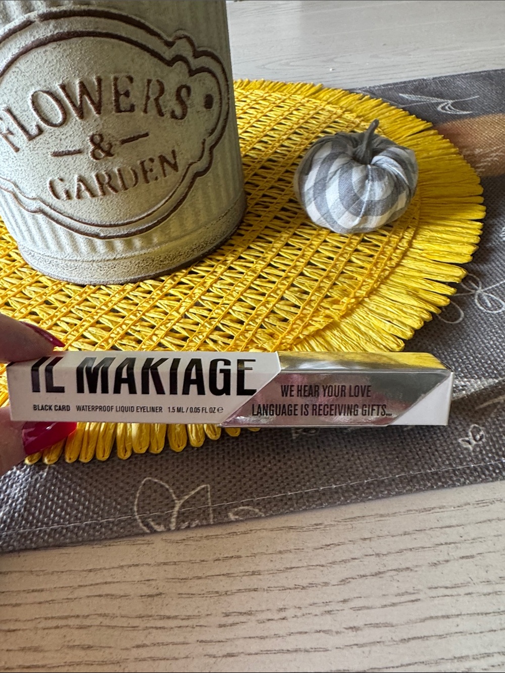 IL MAKIAGE waterproof liquid eyeliner in Black Card … New! Never opened!